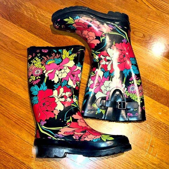 Sakroots ladies floral black rain boots size 7 - Picture 1 of 7